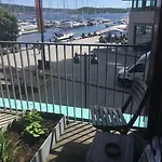 Modern 1 Modern Apartment With Sea View